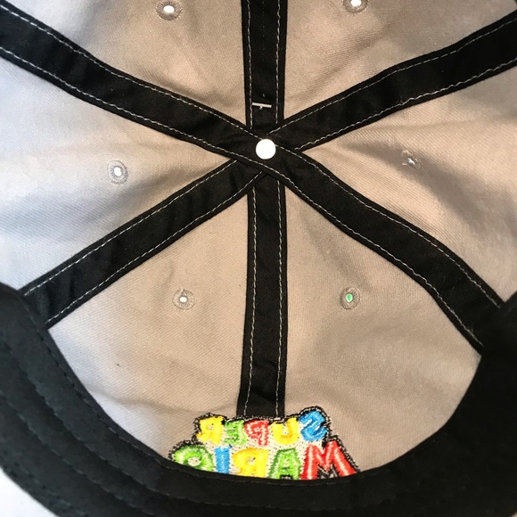 Super Mario Bros. Hat - Picture 5 of 5